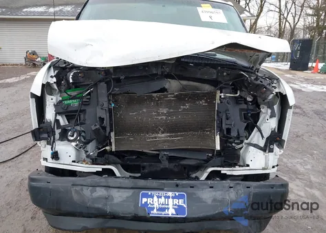 2020 Chevrolet Express Rwd 2500 Regular Wheelbase Wt z USA, uszkodzony, nr VIN 1GCWGAFP7L1158799